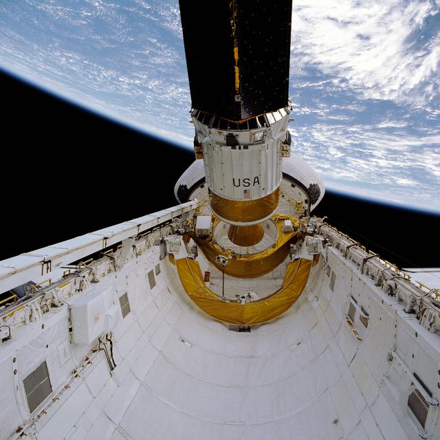 NASA image: STS-29 IUS / TDRS-D deployment from Discovery, OV-103, payload bay