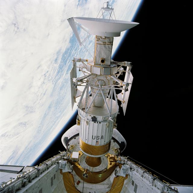 NASA image: STS-30 Magellan spacecraft & IUS deployment from Atlantis' payload bay (PLB)