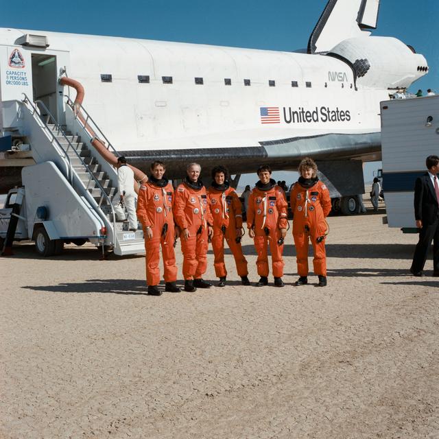 NASA image: STS-34 crewmembers pose for post flight portrait in front of OV-104 at EAFB