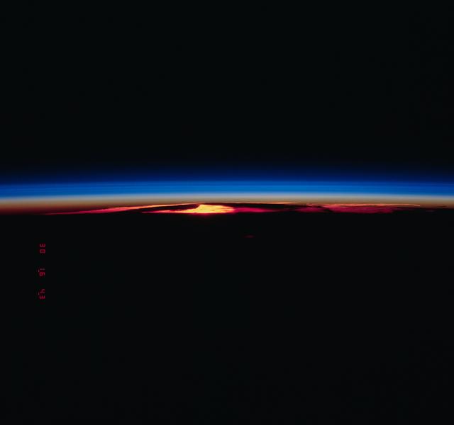 NASA image: STS-39 Earth observation of Earth's limb at sunset shows atmospheric layers