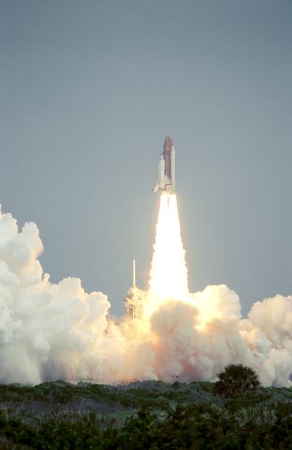 STS-40 Columbia, OV-102, lifts off from KSC with SLS-1 payload