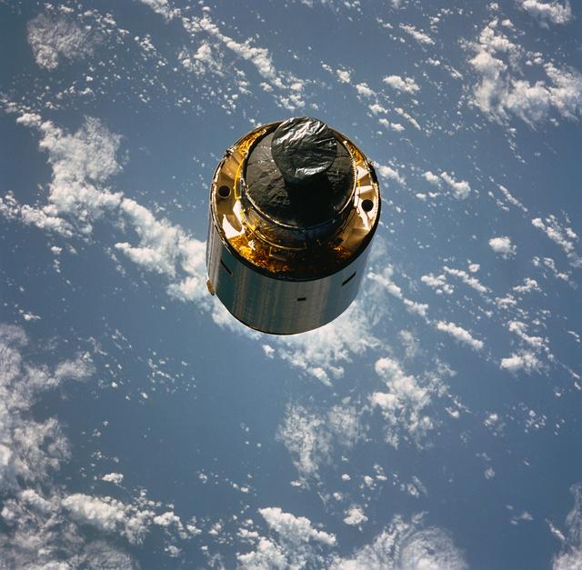 NASA image: INTELSAT VI F-3 drifts in space after STS-49 onorbit repair/servicing