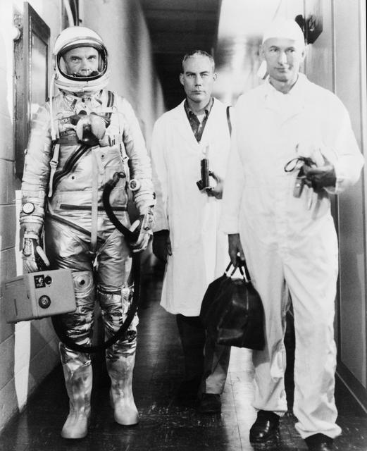 NASA image: Astronaut John Glenn - Crew Quarters - Prelaunch - Cape