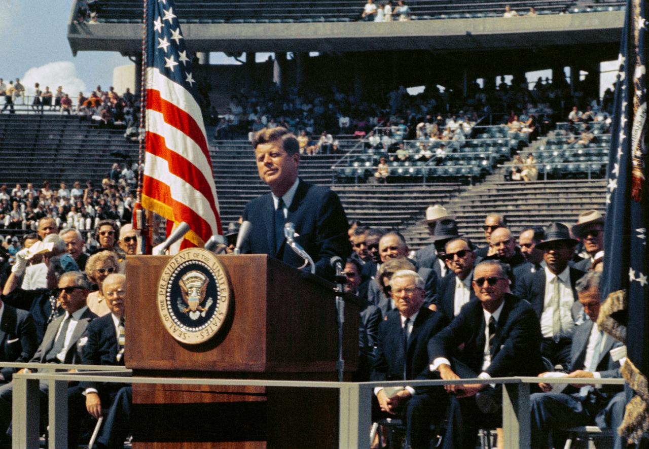 Speech at Rice Stadium, President Kennedy standing at lectern. HOUSTON, TX CN