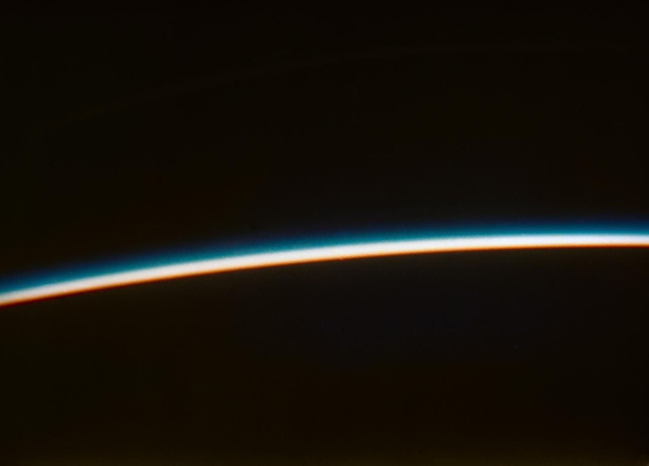 S62-06040 (20 Feb. 1962) --- Orbital sunset photographed by astronaut John H. Glenn Jr. aboard the "Friendship 7" during his Mercury-Atlas 6 (MA-6) spaceflight. Photo credit: NASA