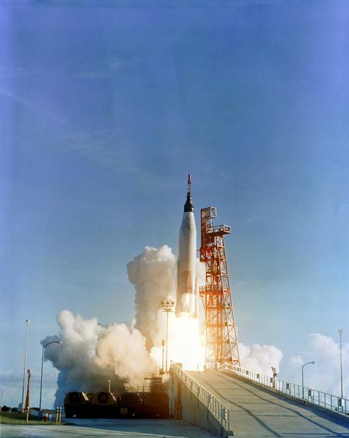 MERCURY-ATLAS (MA)-8 - "SIGMA-7" - LIFTOFF - CAPE