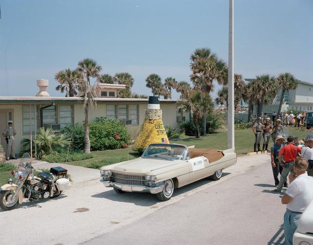 NASA image: Astronaut Gordon Cooper at Patrick Air Force Base for parade