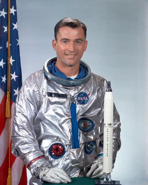 NASA image: PORTRAIT - YOUNG, CAPT. JOHN YOUNG, ASTRONAUT