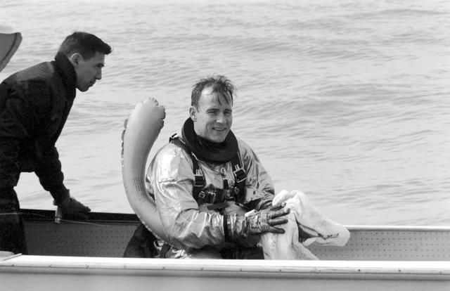 NASA image: GEMINI-TITAN (GT)-9 TEST - TRAINING - GALVESTON, TX