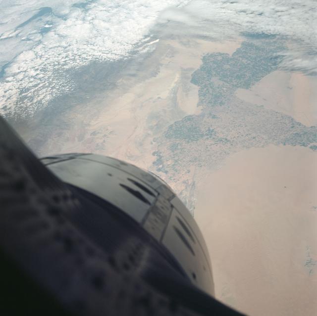 NASA image: GEMINI-TITAN (GT)-3 - EARTH- SKY VIEW