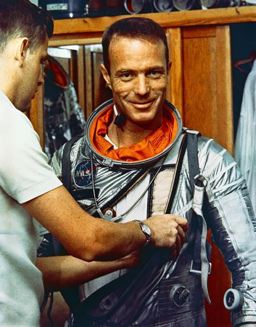 NASA image: SUITING-UP - ASTRONAUT CARPENTER, M. SCOTT - TRAINING - CAPE