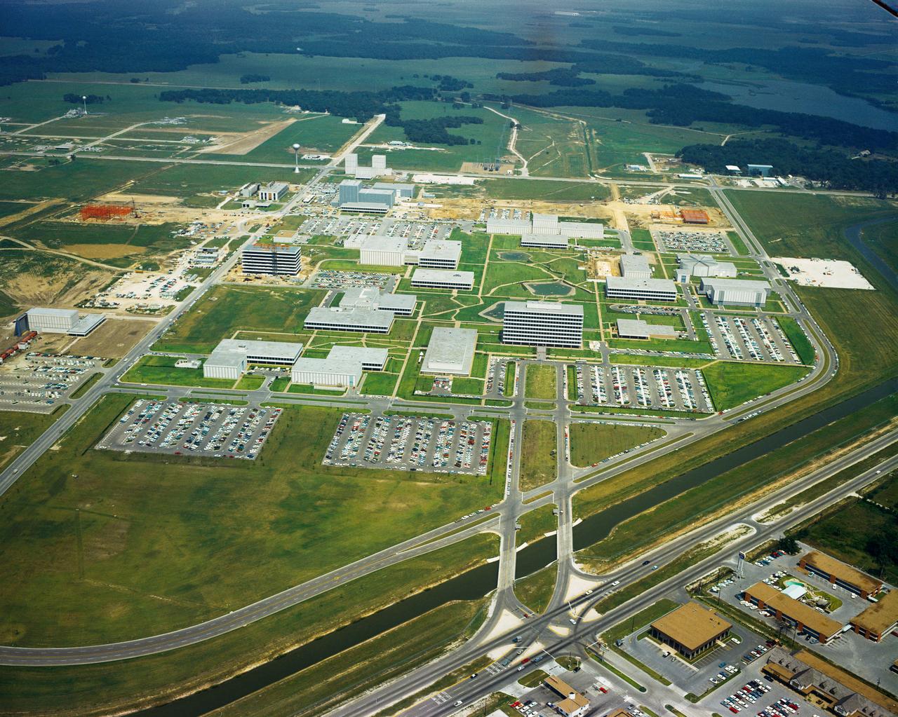 S65-51530 (September 1965) --- Aerial view of Manned Spacecraft Center, Site 1, Houston, Texas, looking north.    NOTE: The Manned Spacecraft Center was named Lyndon B. Johnson Space Center in memory of the late President following his death.