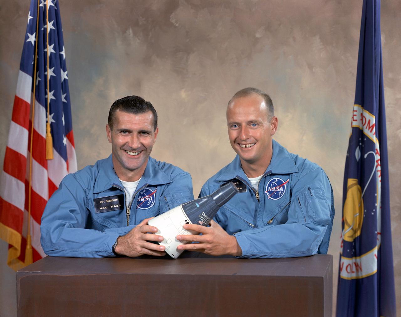 S65-58504 (4 Nov. 1965) --- Astronauts Charles Conrad Jr., (right) prime crew command pilot, and Richard F. Gordon Jr., prime crew pilot, for the Gemini-Titan XI (GT-11) Earth-orbital mission. Photo credit: NASA