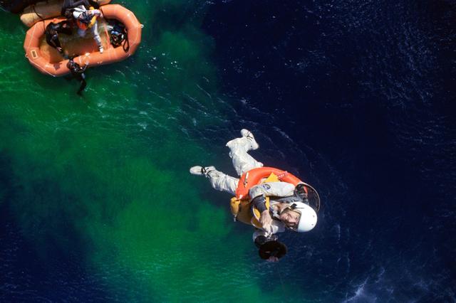 NASA image: ASTRONAUT JAMES A. LOVELL, JR. - MISC. - GT-7 RECOVERY