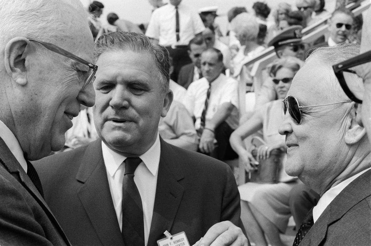 S66-32045 (17 May 1966) --- Earl Warren, Chief Justice of the U.S. Supreme Court, and James Webb, NASA Administrator, converse while waiting for Gemini-9 liftoff. Photo credit: NASA