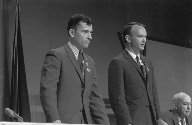 NASA image: GEMINI-TITAN (GT)-10 (AWARDS) - ASTRONAUT JOHN W. YOUNG - MISC. - MSC