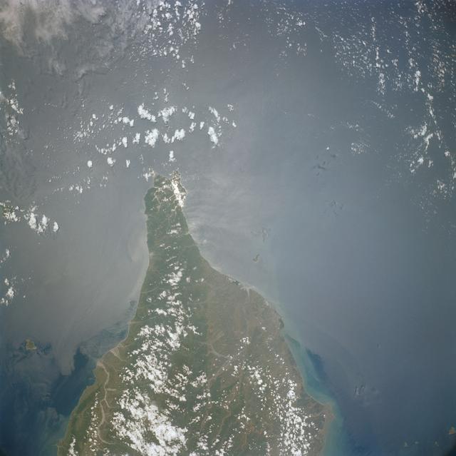 NASA image: GT-10 - EARTH SKY - SOUTHERN HALF OF FORMOSA