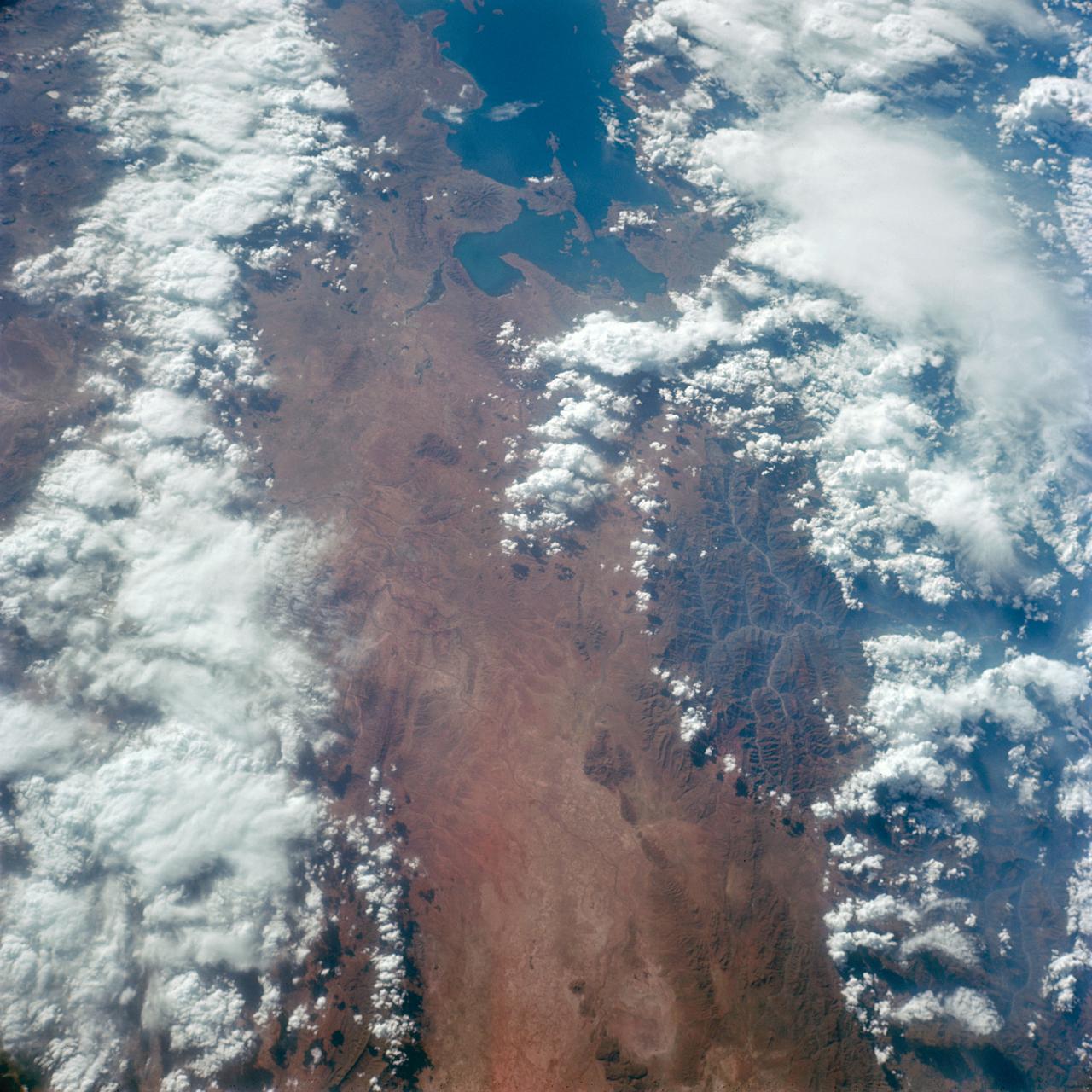 S66-54834 (14 Sept. 1966) --- Peru, Bolivia, Chile, Lake Titicaca and La Paz, as seen from the Gemini-11 spacecraft during its 34th revolution of Earth. Photo credit: NASA