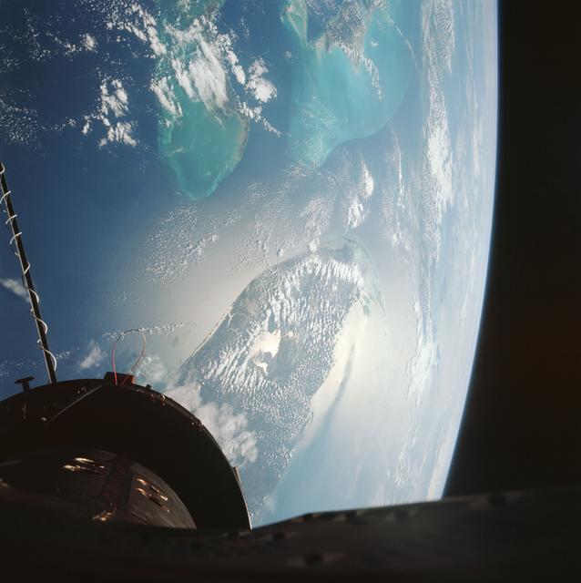 Florida, Bahama Islands, Cuba as seen from Gemini 12 spacecraft