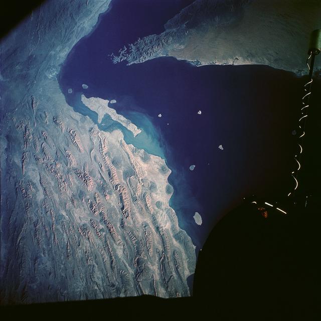 NASA image: GT-12 - EARTH SKY -  IRAN, TRUCIAL COAST