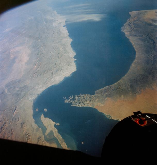 NASA image: GT-12 - EARTH SKY -  IRAN, TRUCIAL COAST