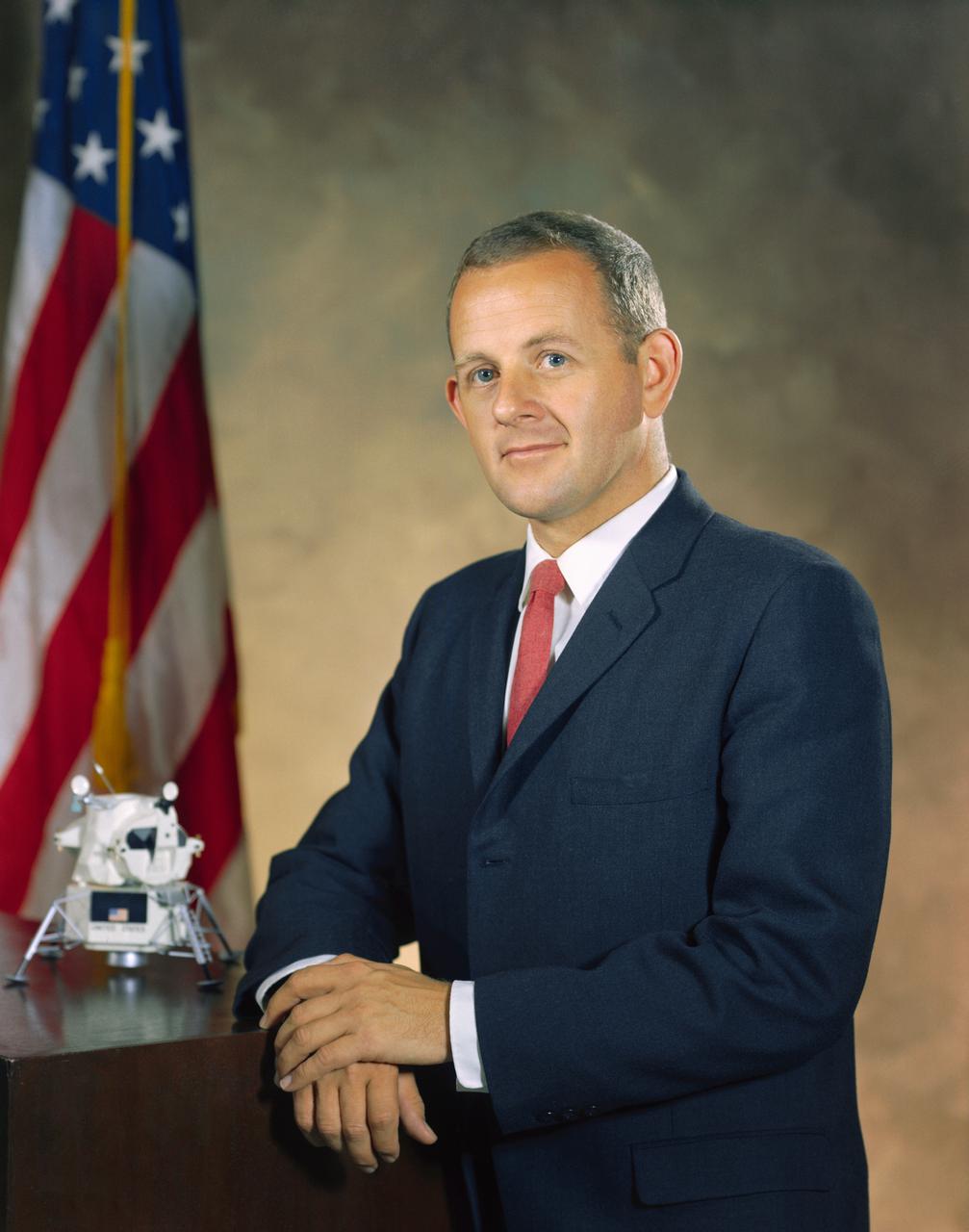 Official portrait of Philip K. Chapman