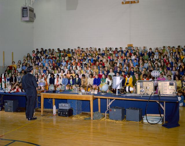 NASA image: MCADAMS ELEMENTARY SCHOOL - science demonstration