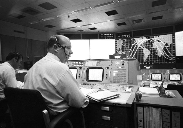 NASA image: SKYLAB II - POSTLAUNCH (MCC)