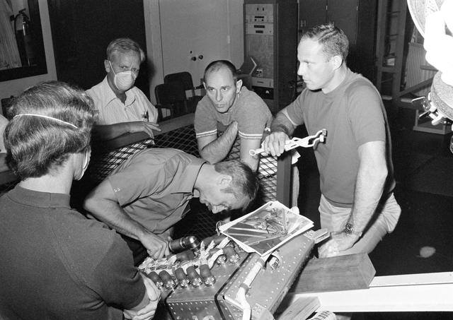 NASA image: Skylab 3 crewmen practice in the MDA