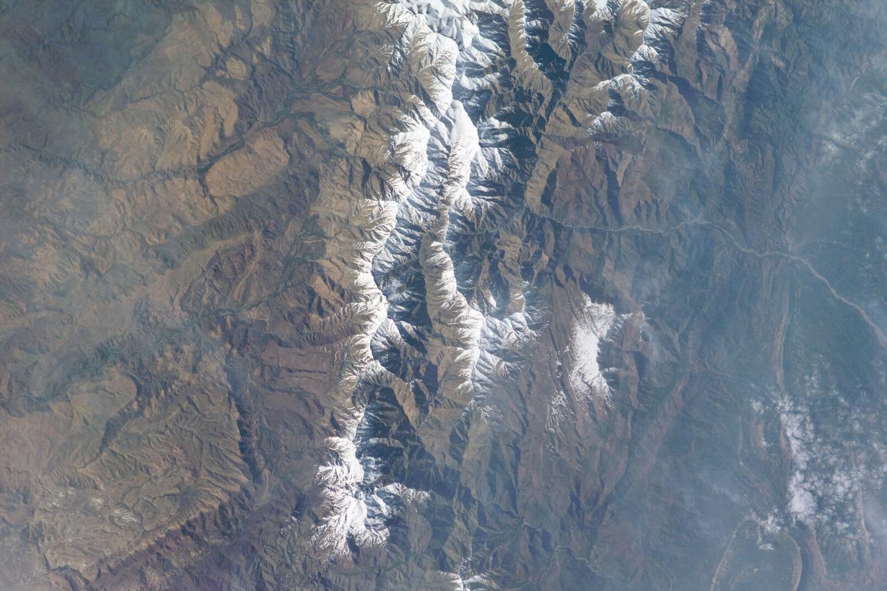 STS076-E-05264 (22-31 March 1996) --- STS-76 KidSat Earth View (Morocco)