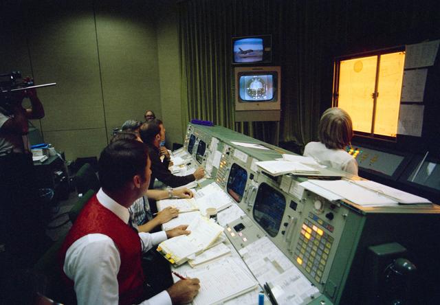 NASA image: View of Mission Control during first Shuttle Approach and Landing Tests