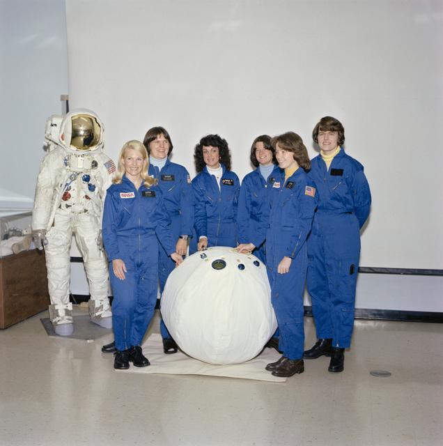 NASA image: Female Astronaut-Candidates (ASCAN)'s - JSC