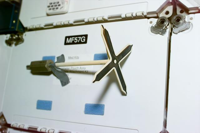 NASA image: New docking target taped to middeck locker