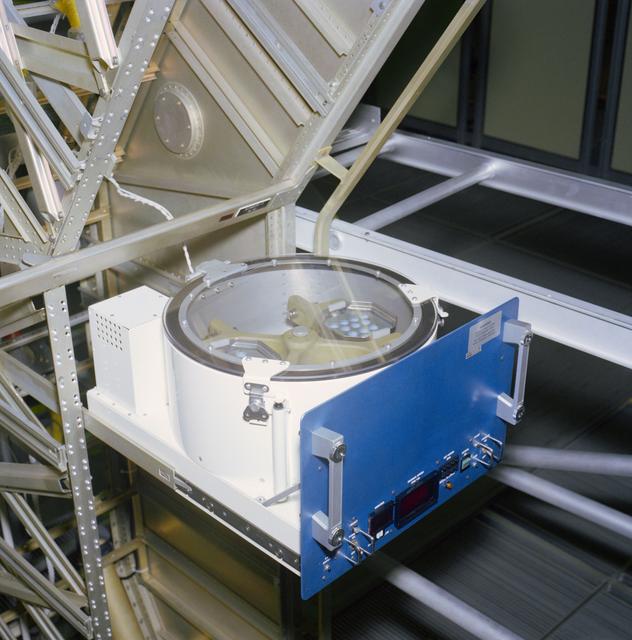 NASA image: Centrifuge for SLS-1