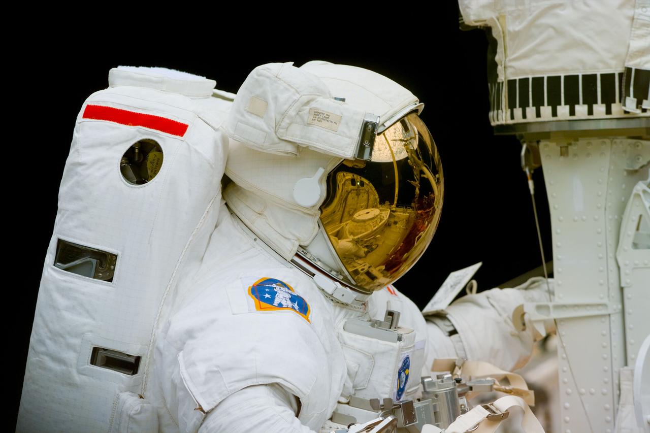 S82-E-5283 (14 Feb. 1997) --- Close-up of astronaut Mark C. Lee during Extravehicular Activity (EVA) of the Hubble Space Telescope (HST) repair mission. This view was taken with an Electronic Still Camera (ESC).