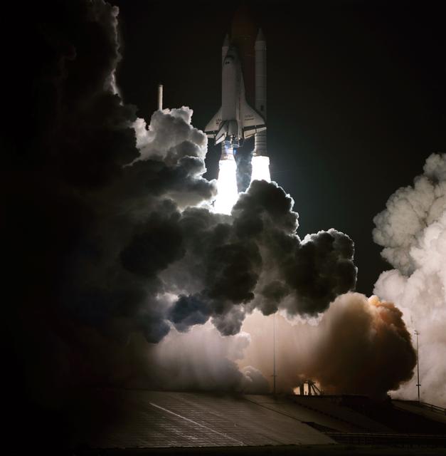 NASA image: LAUNCH - STS-8 - KSC