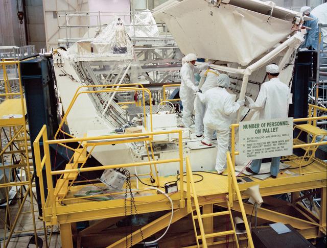 NASA image: EXPERIMENT (OFFICE OF SPACE AND TERRESTRIAL APPLICATIONS [OSTA]-3 - STS-41G