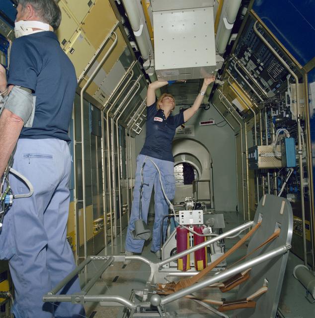 NASA image: STS-40 crew trains in JSC's SLS mockup located in Bldg 36