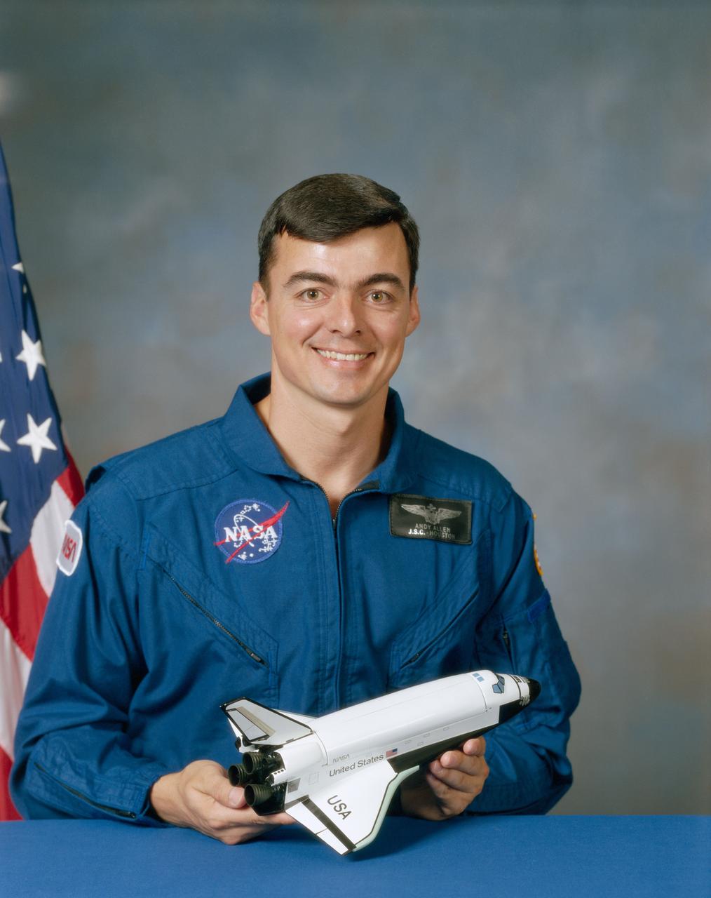 S87-45896 (1987) --- Astronaut Andrew M. Allen, astronaut candidate.