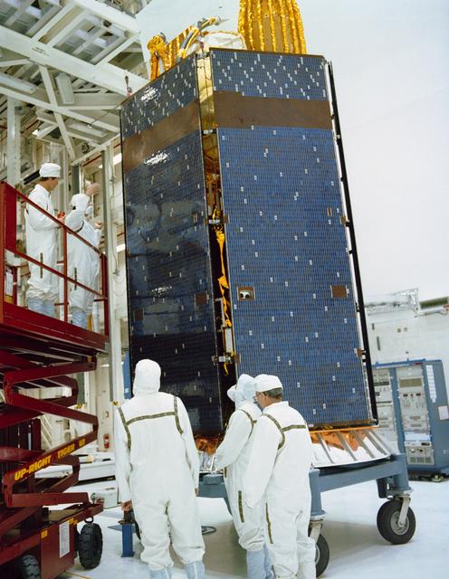 NASA image: STS-29 tracking and data relay satellite D (TDRS-D) mating at KSC VPF
