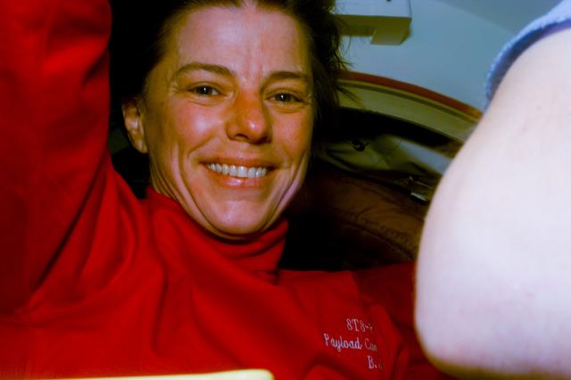 NASA image: Scenes from the STS-89/Mir 24 welcome ceremony