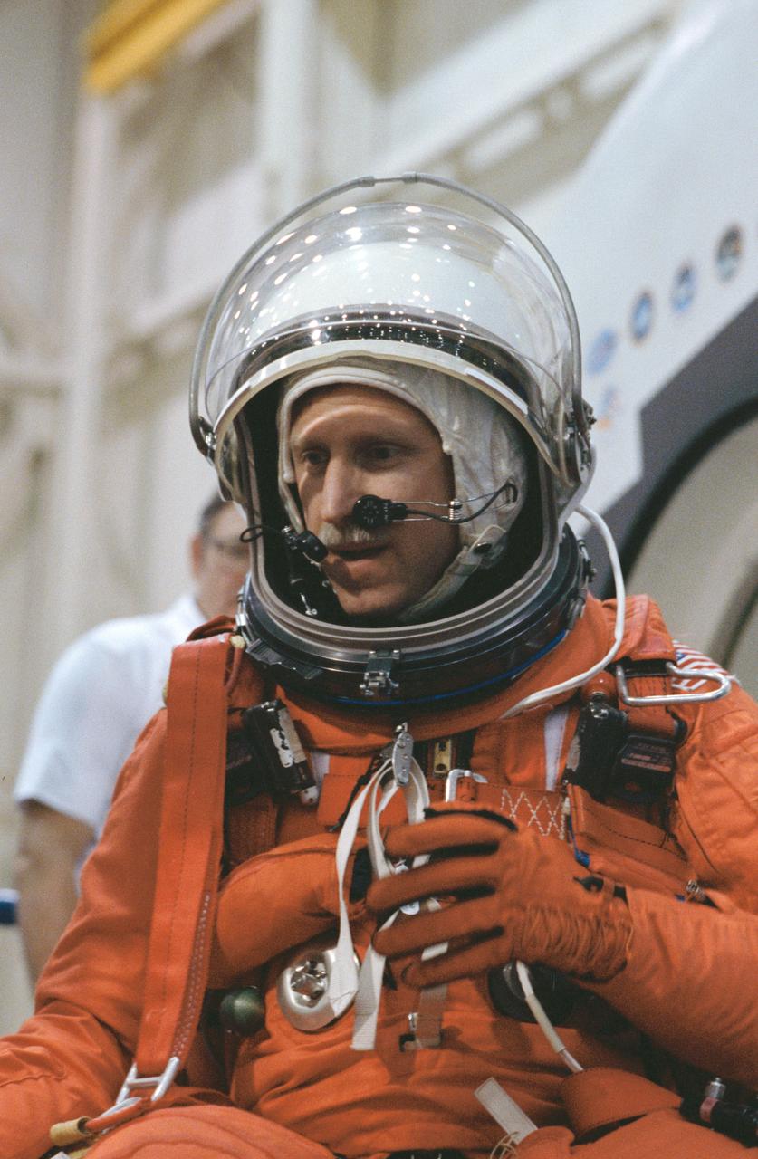 S90-38948 (9 March 1990) --- Astronaut Richard O. Covey, STS-38 commander, is seen in a close-up view during training exercises with a special escape pole.  The device was designed and deployed on all active orbiters following the January 1986 Challenger accident.