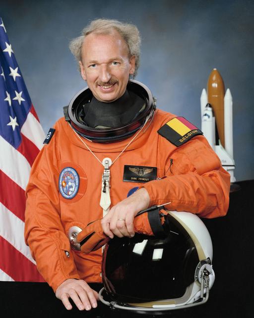NASA image: Official portrait of STS-45 Payload Specialist Dirk D. Frimout of Belgium
