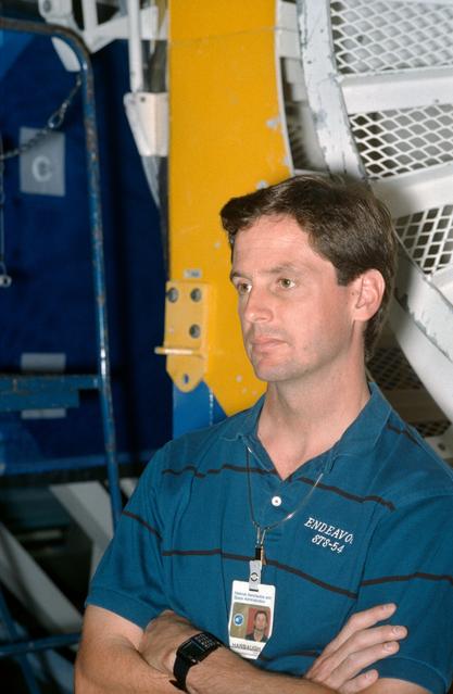 STS-54 MS2 Harbaugh listens to instructions in JSC's WETF Bldg 29