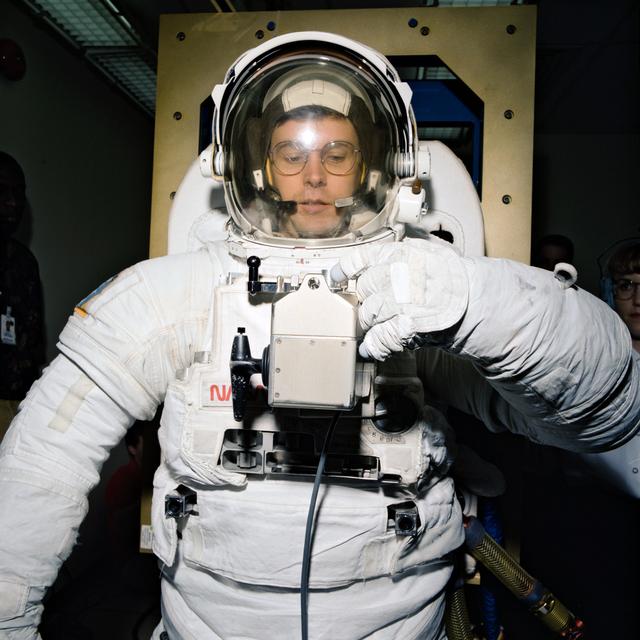 NASA image: STS-64 extravehicular activity (EVA) hardware view