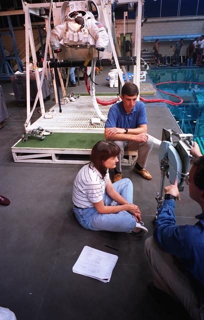 NASA image: STS-76 astronauts Godwin and Clifford training in the WETF