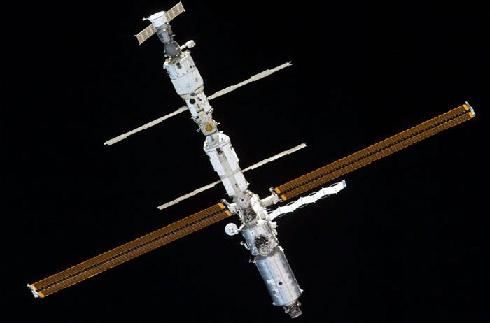 STS98-E-5320 (16 February 2001) --- The International Space Station (ISS) backdropped against the blackness of space following undocking. The photo was taken with a digital still camera.
