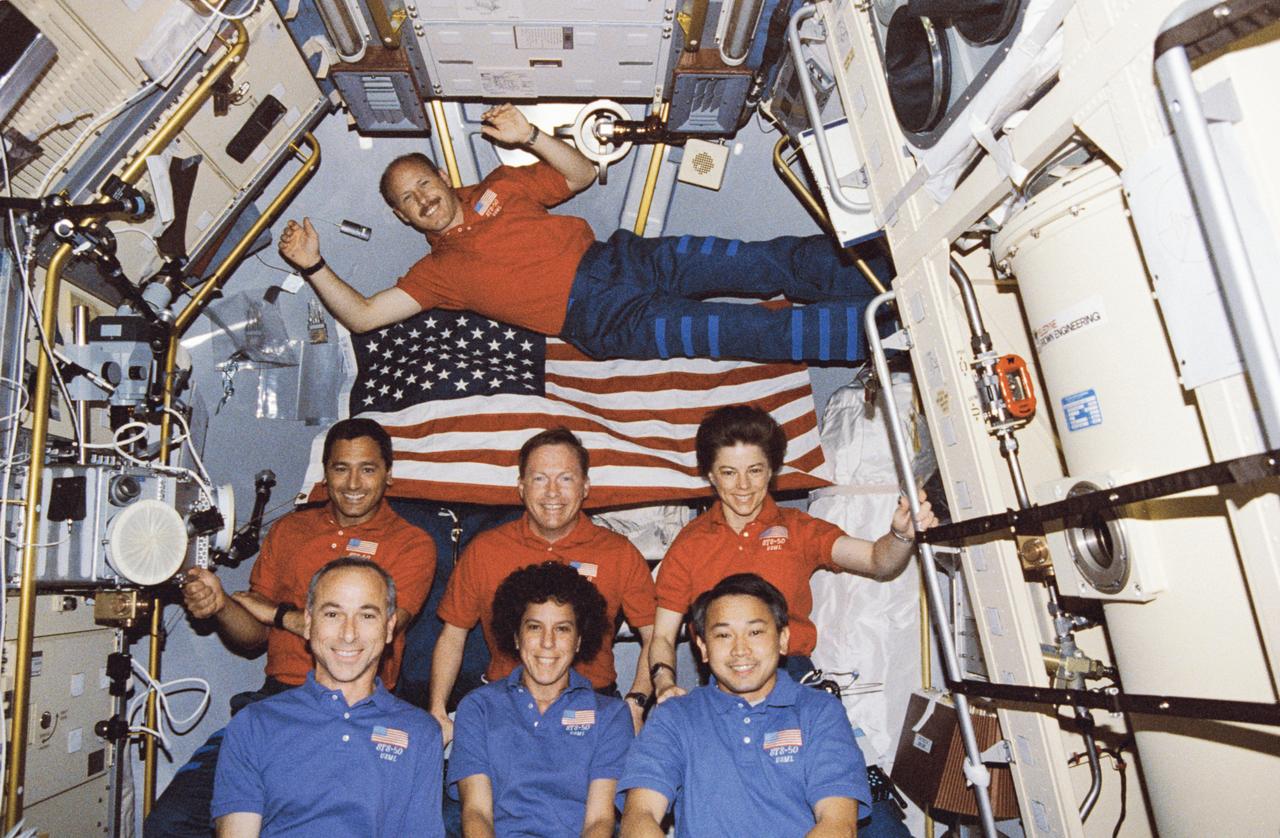 STS050-291-006 (9 July 1992) --- In orbit crew portrait of STS-50 crewmembers in the Spacelab.