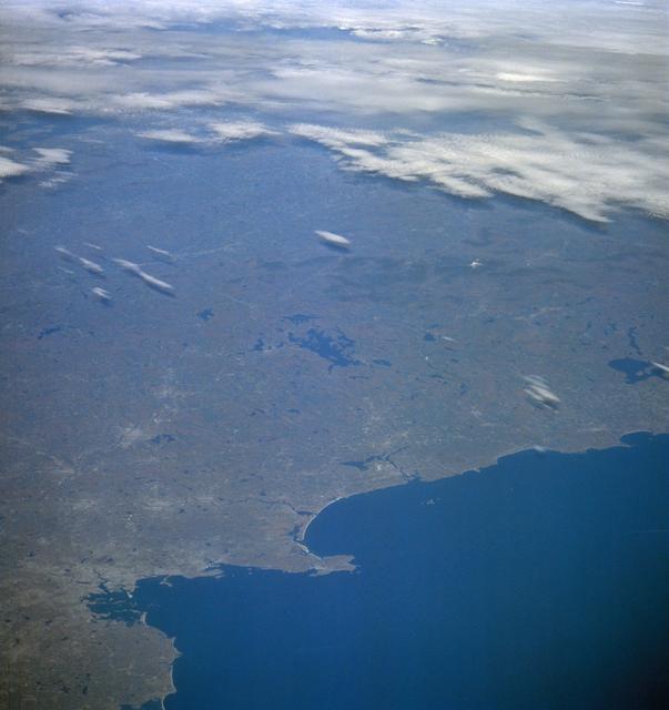 NASA image: New England from Boston to Lake Champlain and up to southern Main from STS-58