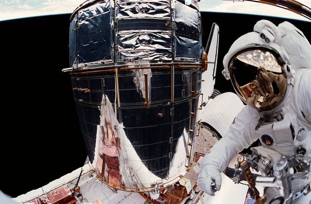 NASA image: Astronaut Story Musgrave in payload bay during EVA